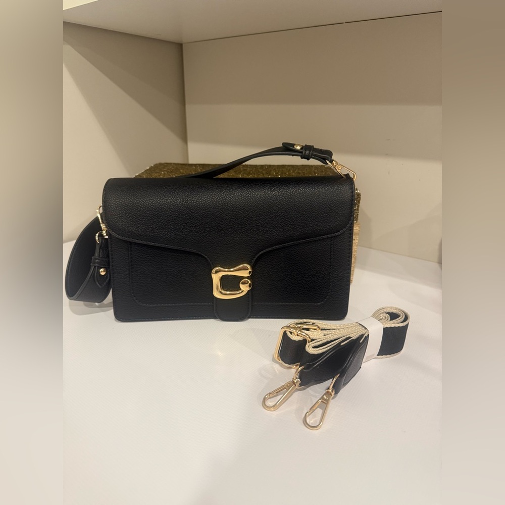 Elegant Black Shoulder Bag